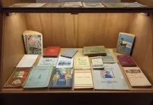 Navi di carta-Libri e opuscoli informativi su usi e costumi dei paesi meta di migrazione